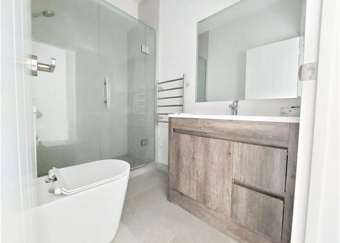  at 122 Haverstock Rd, Sandringham, Auckland City, Auckland