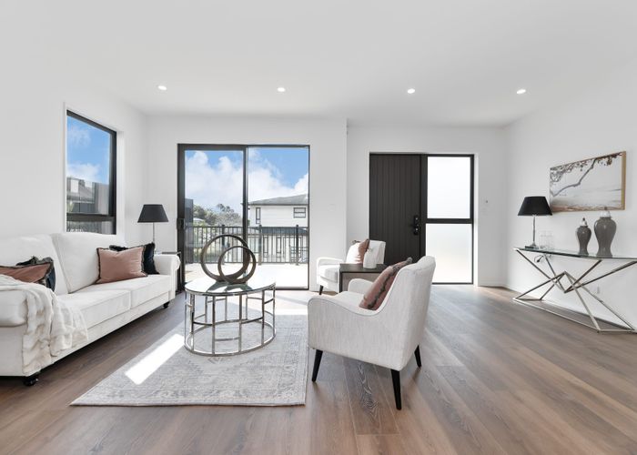  at 1A Adelie Place, Murrays Bay, North Shore City, Auckland