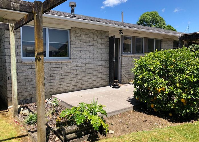  at 25B Sillary Street, Hamilton East, Hamilton