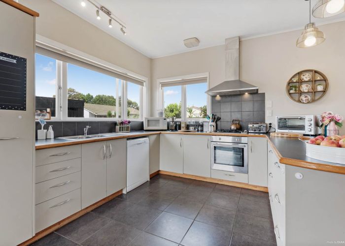 at 72 Kayes Road, Pukekohe, Pukekohe