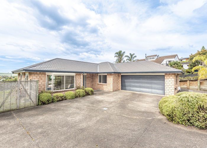  at 64 Parkdale Drive, Aramoho, Whanganui