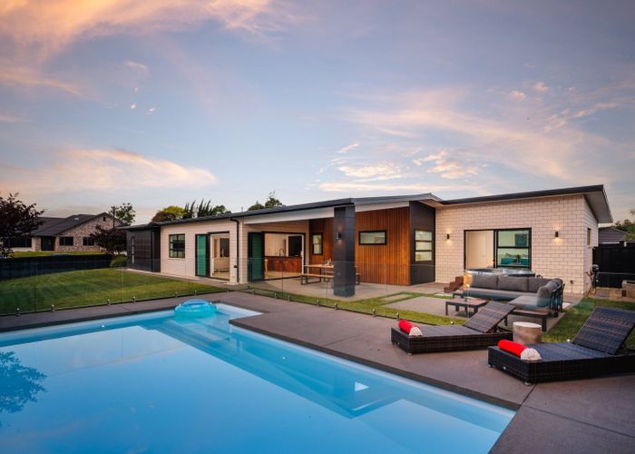  at 13 Glaisdale Crescent, Flagstaff, Hamilton