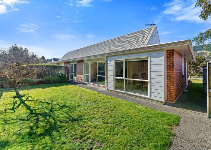  at 43/17 Redwood Close, Paraparaumu