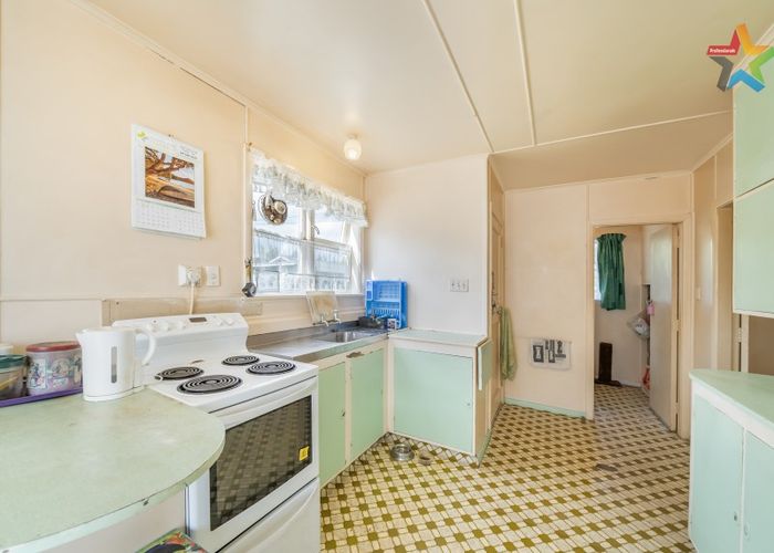  at 20 Golf Road, Manor Park, Lower Hutt