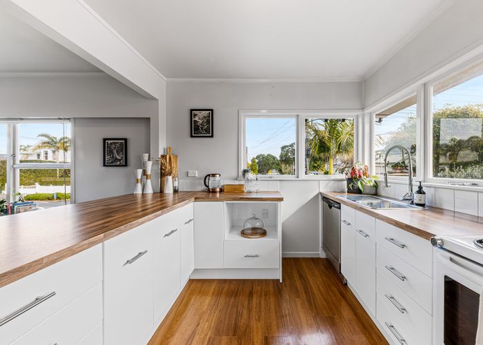  at 1/16 Tainui Road, Devonport, North Shore City, Auckland