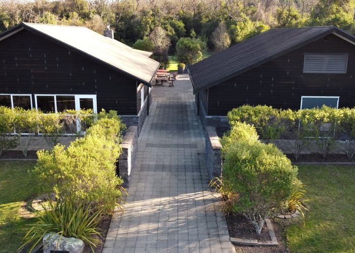  at 75 Parawera Drive, Acacia Bay, Taupo