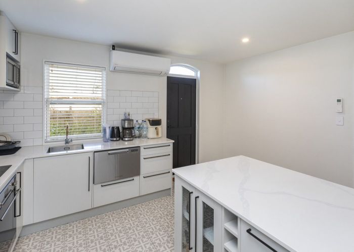  at 10 Burke Street, Addington, Christchurch City, Canterbury