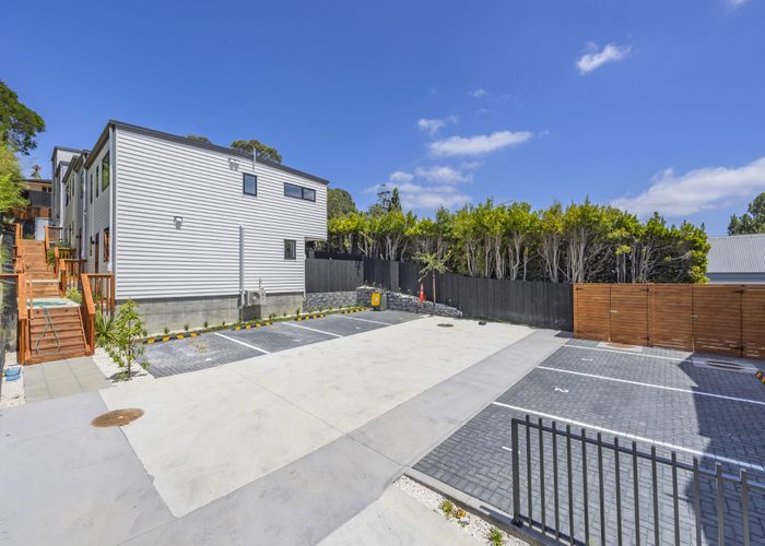  at 4/10 Alexander Avenue, Torbay, North Shore City, Auckland