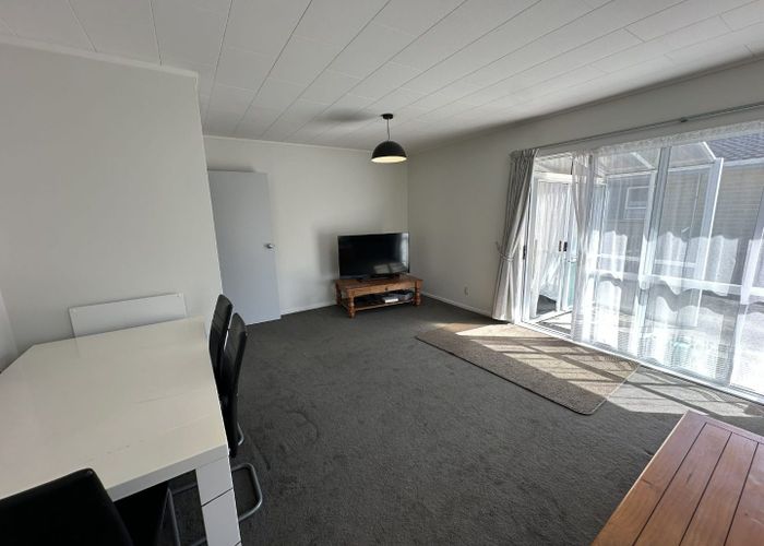  at 14 Nola Ave, Raumati Beach, Kapiti Coast, Wellington