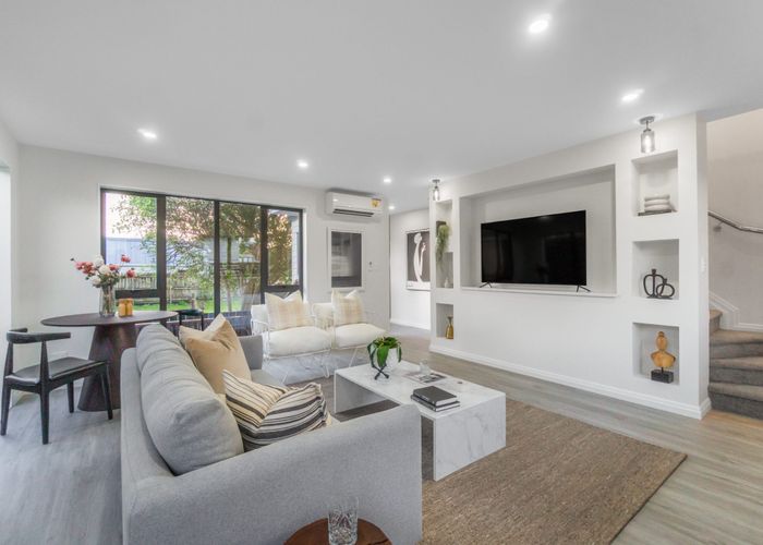  at 9D Parrish Road, Sandringham, Auckland City, Auckland