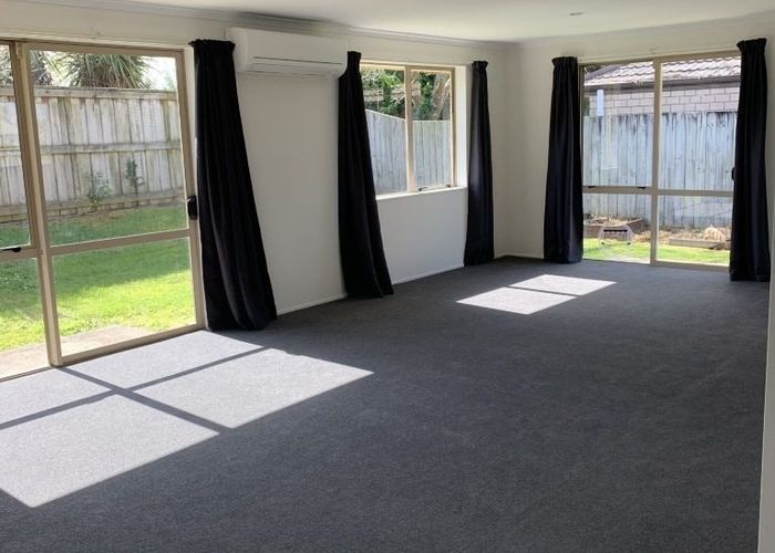  at 13 Chancery Close, Hamilton East, Hamilton