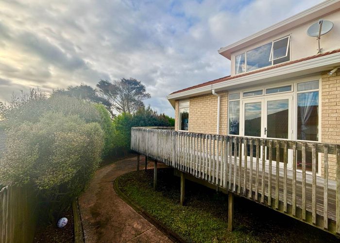  at 19 Blue Heron Rise, Stanmore Bay, Whangaparaoa