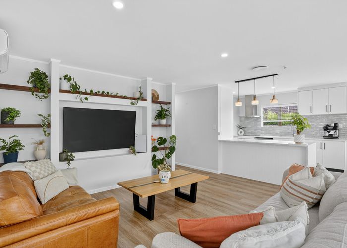  at 17 Topliss Drive, Northcross, North Shore City, Auckland