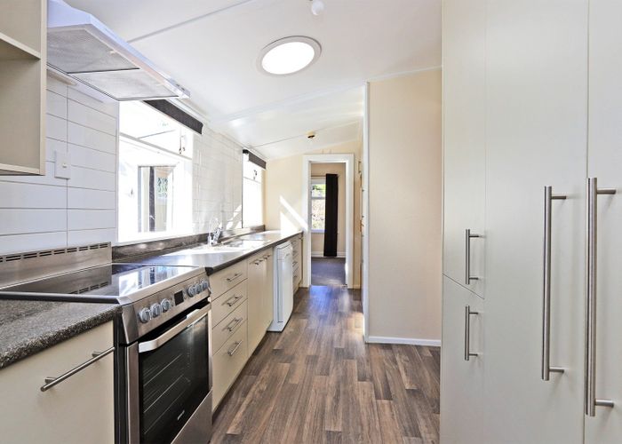 at 10 Coote Road, Bluff Hill, Napier