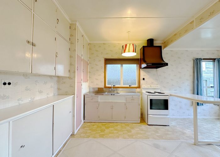  at 6 Weona Place, Westmere, Auckland City, Auckland