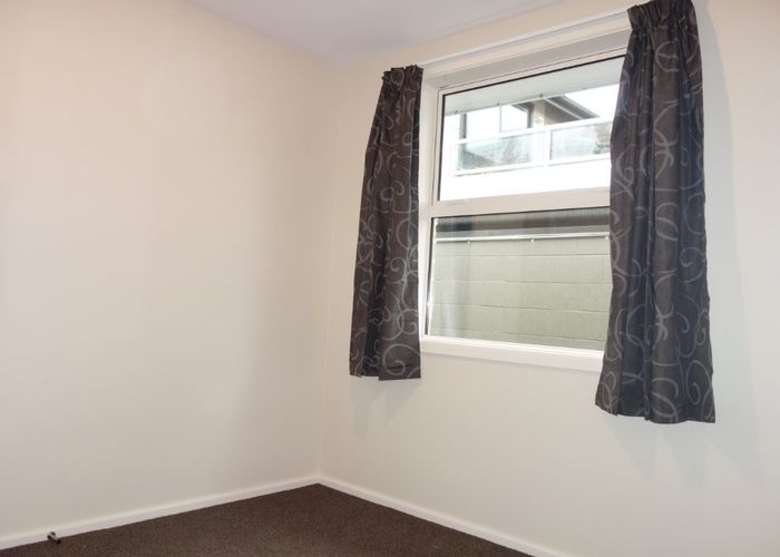  at 1/452 Barbadoes Street, Edgeware, Christchurch