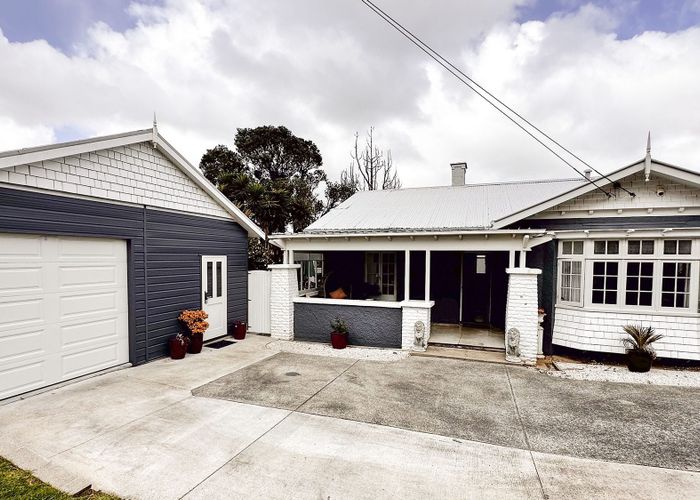  at 9 Taiere Terrace, Onehunga, Auckland