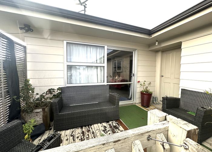  at 35 Marendalla Drive, Bucklands Beach, Manukau City, Auckland