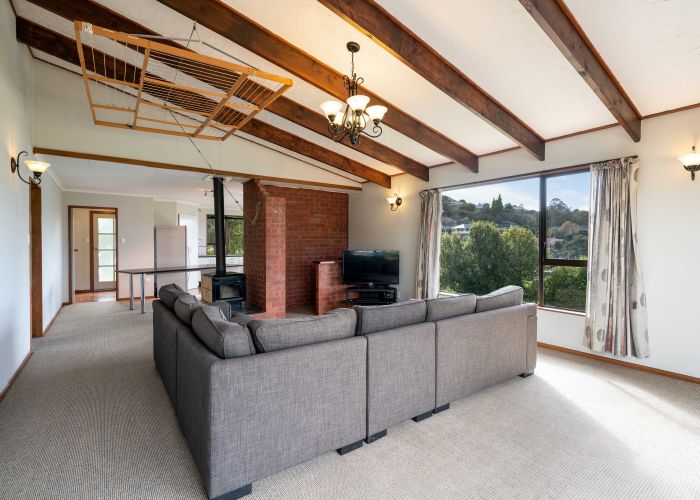  at 12 Athol Place, Ravensbourne, Dunedin