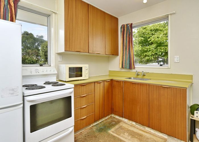  at 1/52 Royal Park Drive, Parklands, Christchurch