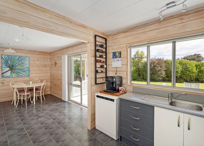  at 5 Kawhero Drive, Kuaotunu