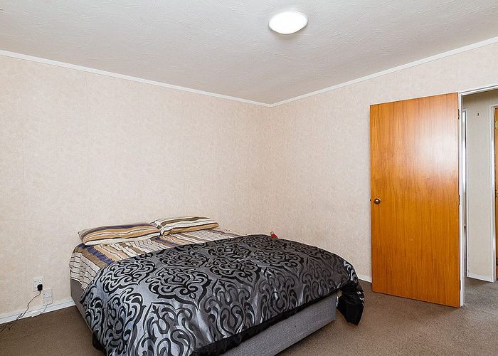  at 2/9 GODLEY ST, Waterloo, Lower Hutt