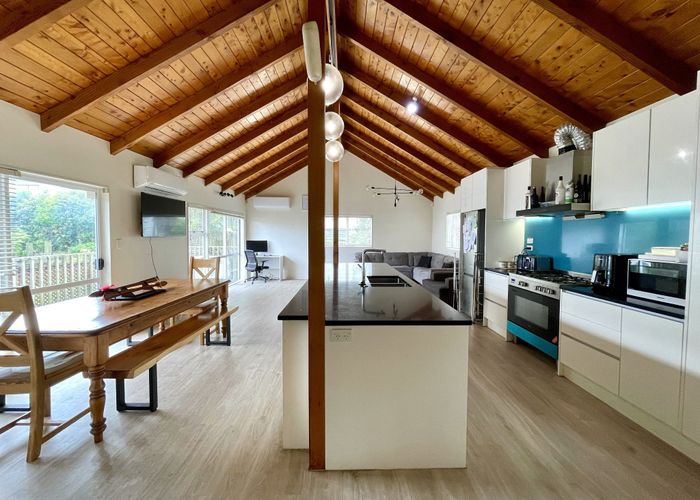  at 2/20 Reeves Road, Pakuranga, Manukau City, Auckland