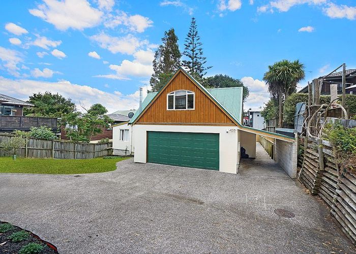  at 33a Baird Street, Howick, Manukau City, Auckland