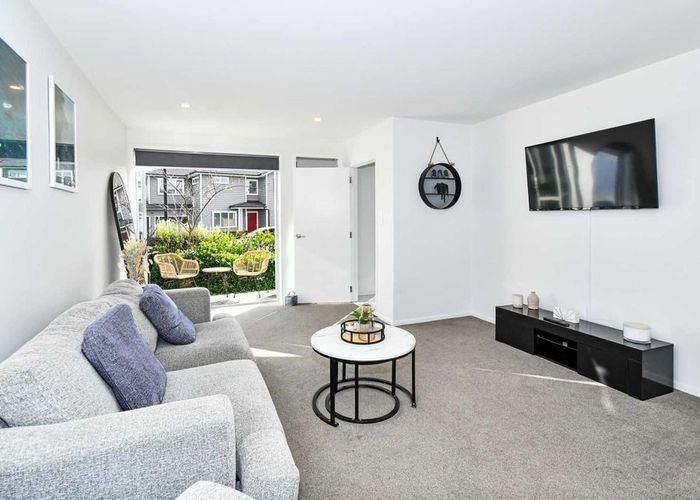  at 16 Fort Lincoln Loop, Karaka, Franklin, Auckland