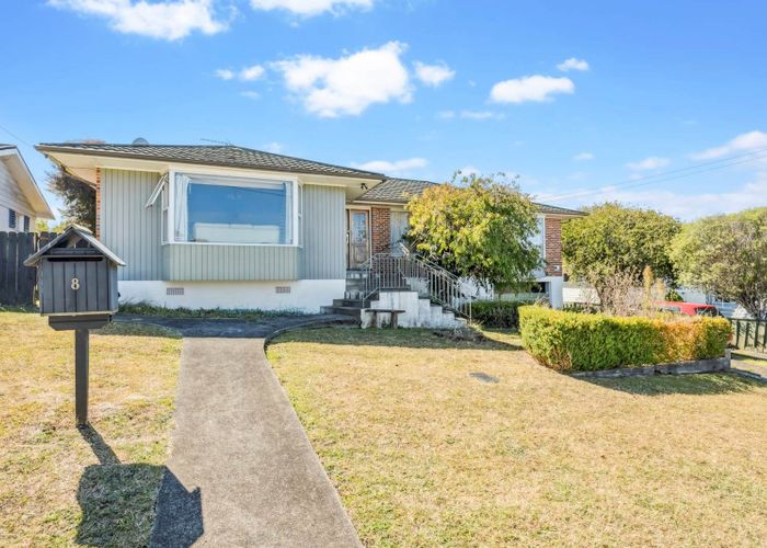  at 8 Camellia Place, Mount Roskill, Auckland City, Auckland