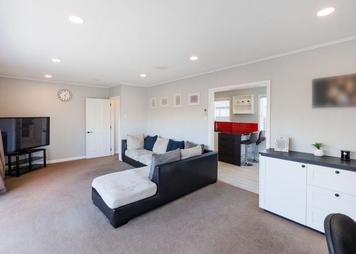  at 8 Catlins Crescent, Milson, Palmerston North