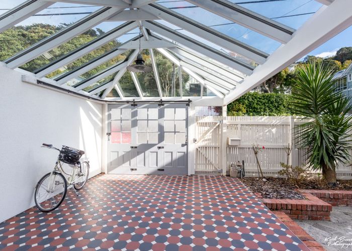  at 37 Grant Road, Thorndon, Wellington