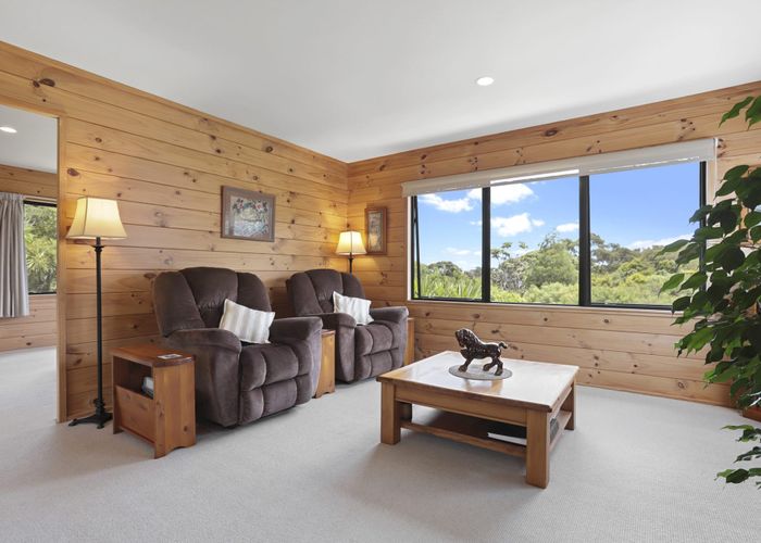  at 165 Stoney Creek Drive, Henderson