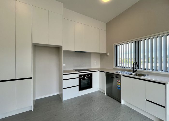  at 4/6 Hamlin Road, Mount Wellington, Auckland City, Auckland