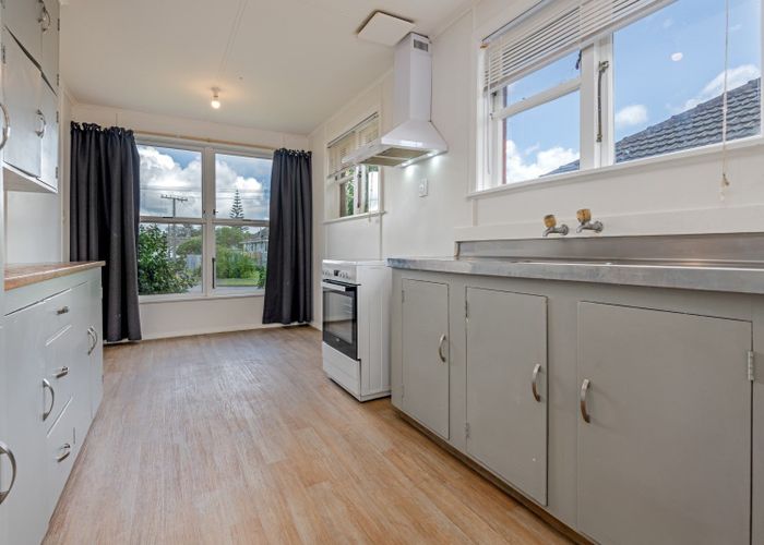  at 15 Duff Crescent, Highbury, Palmerston North