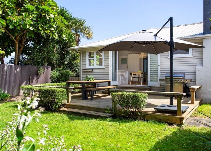  at 21 Wairau Avenue, Avondale, Auckland