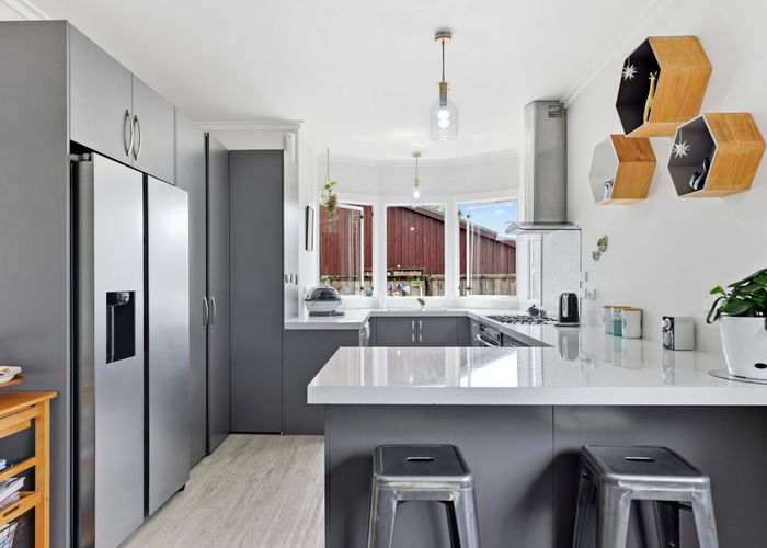  at 5 Oregon Crescent, Glenview, Hamilton, Waikato