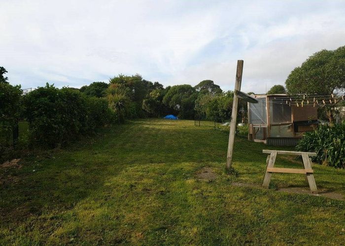  at 78 Pikarere Street, Titahi Bay, Porirua, Wellington