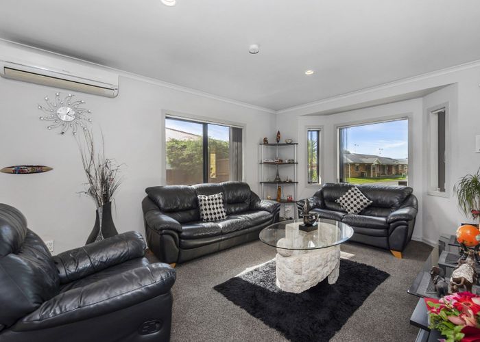  at 26 Kittyhawk Place, Melville, Hamilton