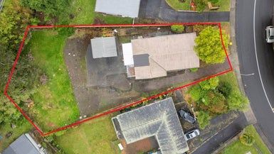  at 12 Lawrence Crescent, Hillpark, Auckland
