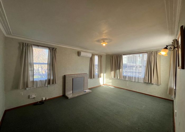  at 8 Pickett Avenue, Sandringham, Auckland City, Auckland
