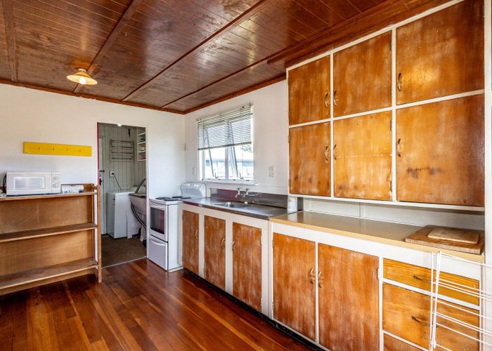  at 17 MacKenzie Street, National Park, Ruapehu, Manawatu / Whanganui