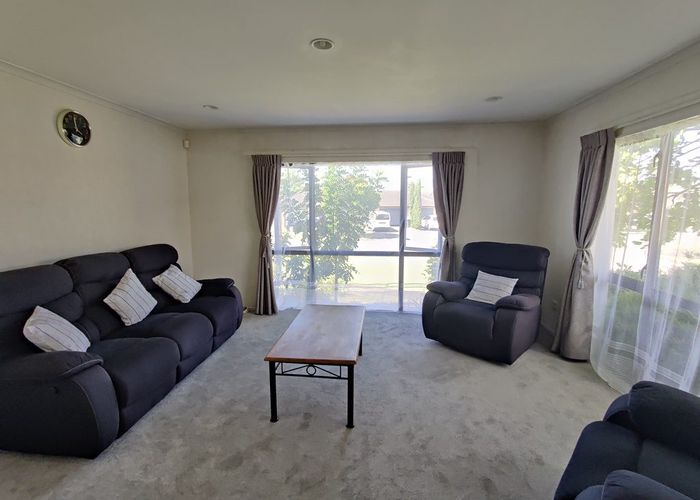  at 1 Gortin Close, East Tamaki, Manukau City, Auckland