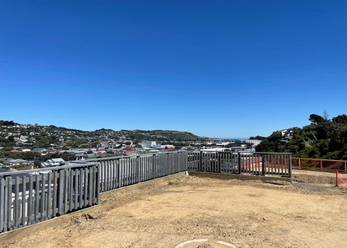  at 104 Maupuia Road, Maupuia, Wellington