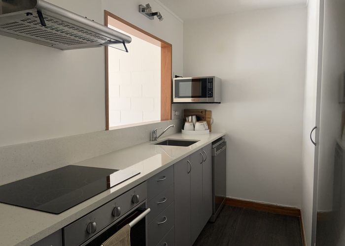  at 1/164 Kilmore Street, City Centre, Christchurch City, Canterbury