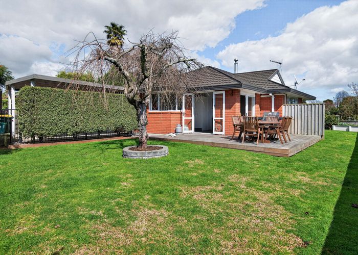  at 9 Meadowviews Drive, Welcome Bay, Tauranga, Bay Of Plenty