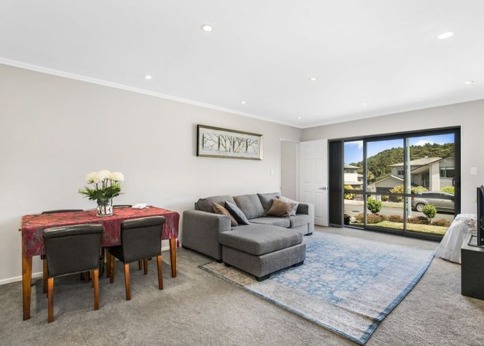  at Granny/21 Dawood Place, The Gardens, Manukau City, Auckland