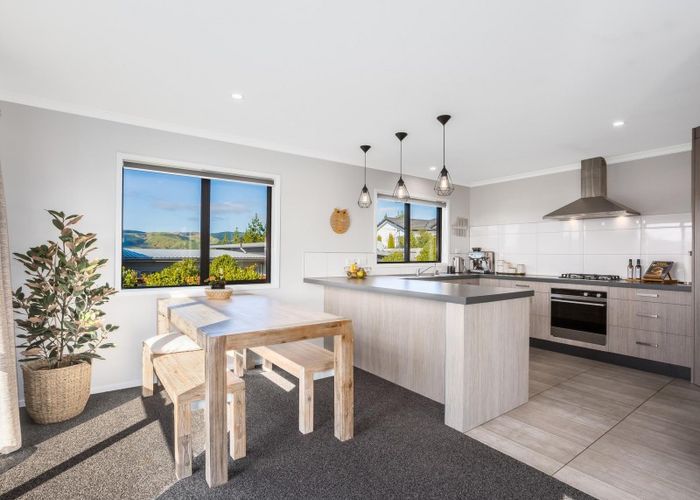  at 134 Endeavour Drive, Whitby, Porirua