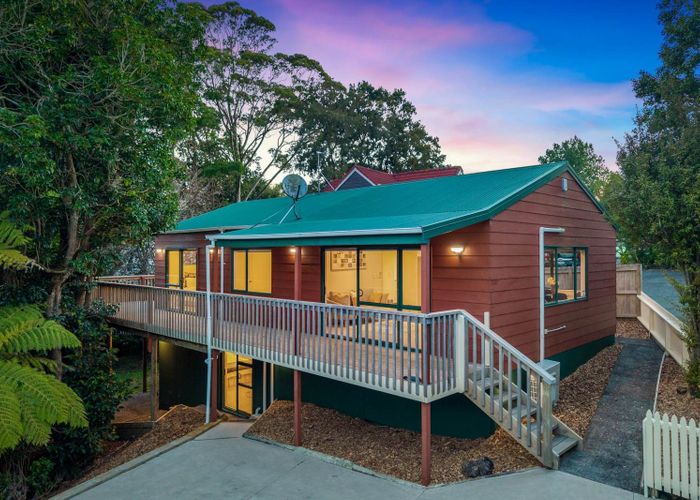  at 41A Cyclarama Crescent, Massey, Waitakere City, Auckland