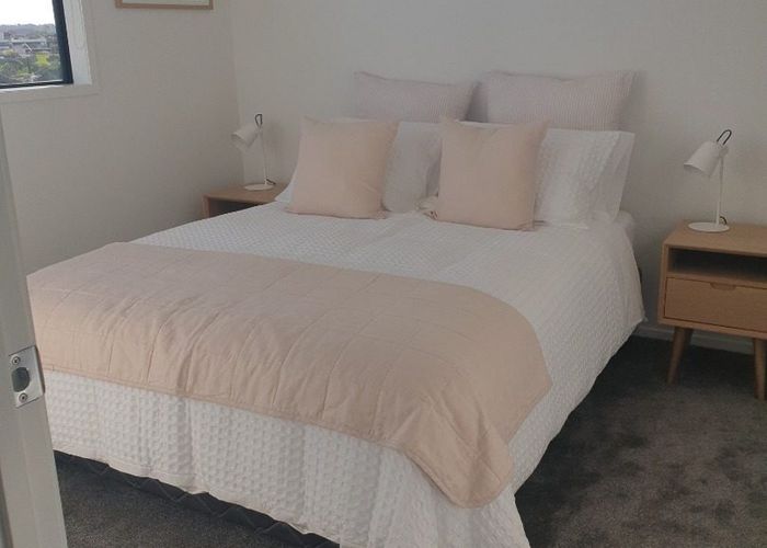  at 5/21 Titoki Street, Te Atatu Peninsula, Waitakere City, Auckland